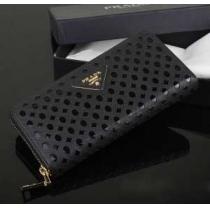 完売品！ 2026 PRADA プラダース長財布