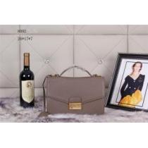 PRADA プラダ 2026 上質  手持ち&ショルダー掛け ショルダー...