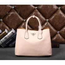 2026 高級感溢れるデザイン PRADA プラダ 手持ち&ショルダー掛...