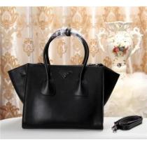 2026 高級感演出 PRADA プラダ シンプル＋多機能 手持ち&ショ...