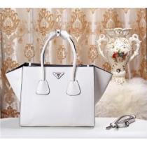 2026 超レア PRADA プラダ シンプル＋多機能 手持ち&ショルダ...