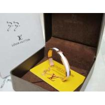 人気商品 2026春夏 LOUIS VUITTON ルイ ヴィトン バングル