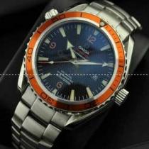 日本製クオーツ　3針クロノグラフ OMEGA オメガ メンズ腕時計 日付表示 夜...