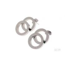 2026秋冬新作 BVLGARI ブルガリ ピアス 美品！