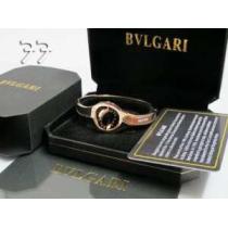 夏コーデに2026春夏 BVLGARI ブルガリ バングル