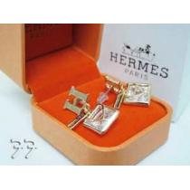 首胸ロゴ2026春夏 HERMES イヤリング、ピアス