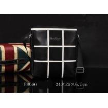 2026秋冬 大人気☆NEW!! FERRAGAMO サルヴァトーレフェラガモ メンズ用 ショルダーバッグ F8066