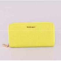 2026新作 超人気美品◆MIU MIU ミュウミュウ レディース長財布8102