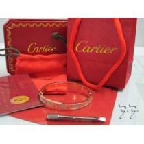 高級感演出 2026春夏 CARTIER カルティエ バングル
