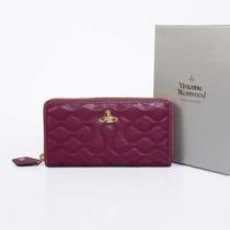 艶やかな光沢 VIVIENNE WESTWOOD 二つ折り小銭入れ 高級感溢れる長財布　ウォレット