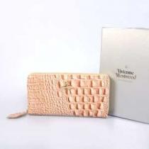 上品さや高級感があるVIVIENNE WESTWOOD 二つ折り小銭入れ 長財布　ウォレット