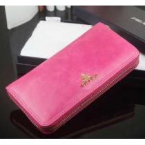 2026 完売品！PRADA プラダース長財布