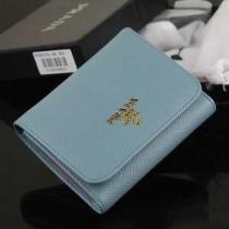2026高級感演出 PRADA プラダース長財布
