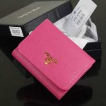 人気商品  2026 PRADA プラダース長財布