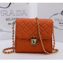 個性派 PRADA プラダ 2026春夏 ショルダーバッグ レディース