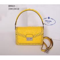 2026最旬アイテム PRADA プラダ  手持ち&ショルダー掛け BN924