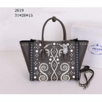2026 人気商品 PRADA プラダ  手持ち&ショルダー掛け 2619