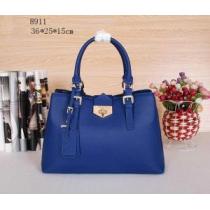 2026秋冬 ◆モデル愛用◆ PRADA プラダ 手持ち&ショルダー掛け 8911