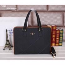 2026秋冬 個性派 PRADA プラダ メンズ用 手持ち&ショルダー掛け 5042