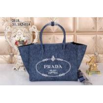 PRADA プラダ 2026 首胸ロゴ  レディースハンドバッグ ショルダーベルト付 2618