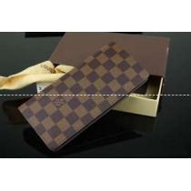 2026 新作 LOUIS VUITTON ルイ ヴィトン 二つ折り小銭入れ 長財布