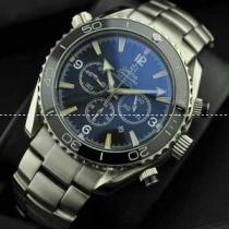 日本製クオーツ　6針クロノグラフ OMEGA オメガ メンズ腕時計 日付表示 月付表示 43.45mm