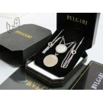 首胸ロゴ 2026春夏 BVLGARI ブルガリ ネックレス、ペンダントトップ、チョーカー