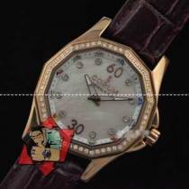 大人気　美品 CORUM-コルム 腕時計