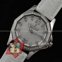 大人気　美品 CORUM-コルム 腕時計