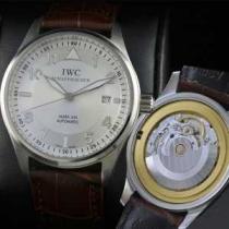 日付表示 新入荷 スイスムーブメント 3針  自動巻き    男性用腕時計 IWC クオーツ メンズ腕時計
