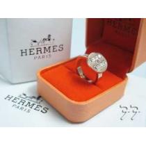欧米韓流/雑誌  2026春夏 HERMES カルティエ 指輪