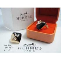 2026春夏 個性派 HERMES イヤリング、ピアス