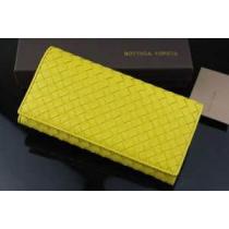 2026春夏BOTTEGA VENETA ボッテガ ヴェネタ ◆モデル愛用◆レディース財布
