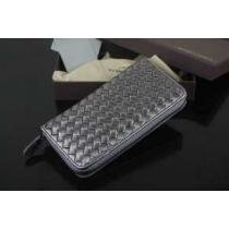入手困難BOTTEGA VENETA ボッテガ ヴェネタ 2026春夏レディース財布
