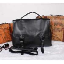贈り物にも◎2026 BOTTEGA VENETA ボッテガ ヴェネタ 手持ち&ショルダー掛け BV-M8878