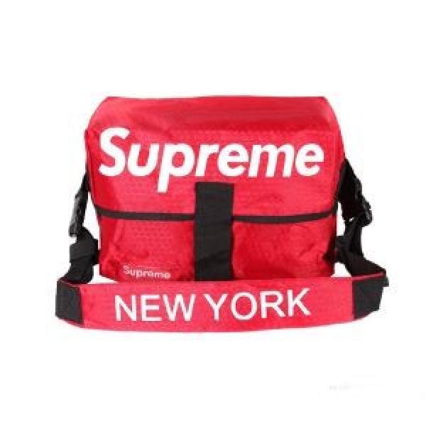2026秋冬 贈り物にも◎ SUPREME シュプリーム  ショルダーバッグ