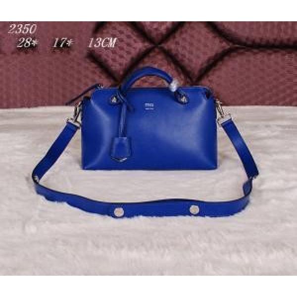 2026 大特価 FENDI フェンディ ショルダーベルト付 レディース ハンドバッグ 2350