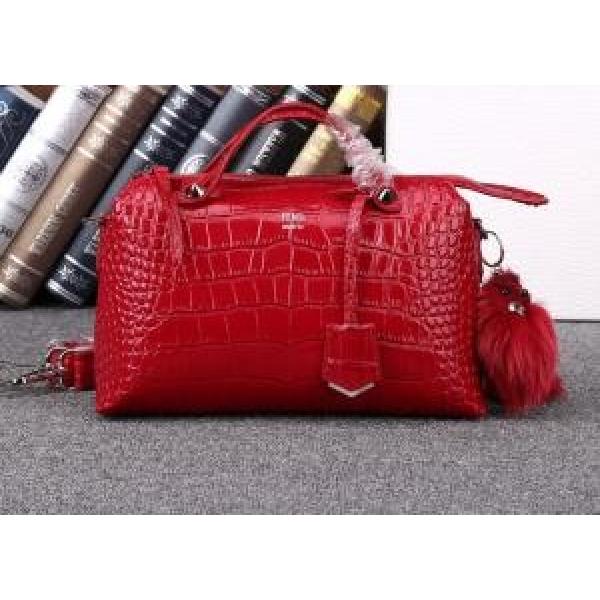 2026 人気商品 FENDI フェンディ ショルダーベルト付 レディース ハンドバッグ 2350