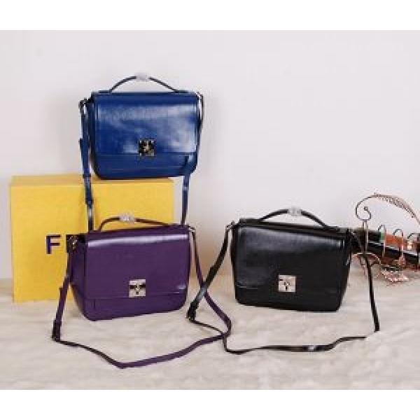 2026秋冬 個性派 FENDI フェンディ レディース手持ち&amp;ショルダー掛け 669