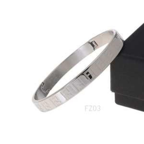 2026秋冬新作 新入荷 FENDI フェンディ バングル