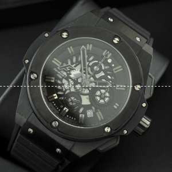 Hublotウブロ メンズ腕時計 日本製クオーツ 5針クロノグラフ 日付表示 ゴールド 44.8MM ブラック
