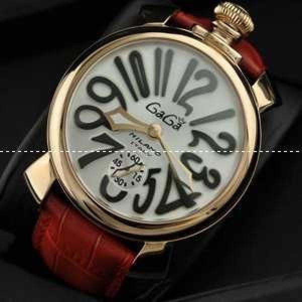 ガガミラノ腕時計 GaGaMILANO ホワイト文字盤　黒インデックス 手巻 レザー　赤