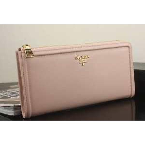 2026 PRADA プラダース長財布