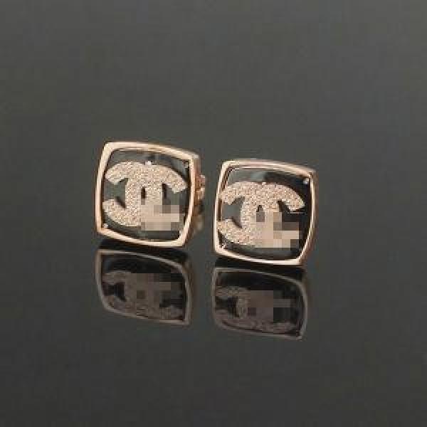 秋冬 2026 SALE!今季 CH CH ピアス 3色可選