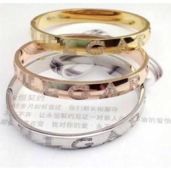 秋冬 2026 BVLGARI ブルガリ ダイヤモンド 英字バングル 3色可選