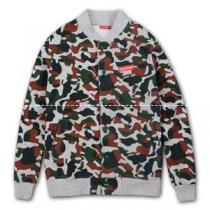 新入荷 SUPREME シュプリーム パーカー 迷彩