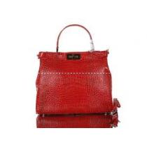 格安！2026春夏 新作 FENDI フェンディ 手持ち&ショルダー掛け...