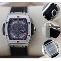 2026秋冬 存在感◎  HUBLOT ウブロ 腕時計
