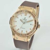自動巻き 3針クロノグラフ Hublotウブロ 女性用腕時計 日付表示 38MM...