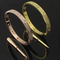 人気商品 CARTIER カルティエ 素敵なダイヤモンドバングル 3色可選